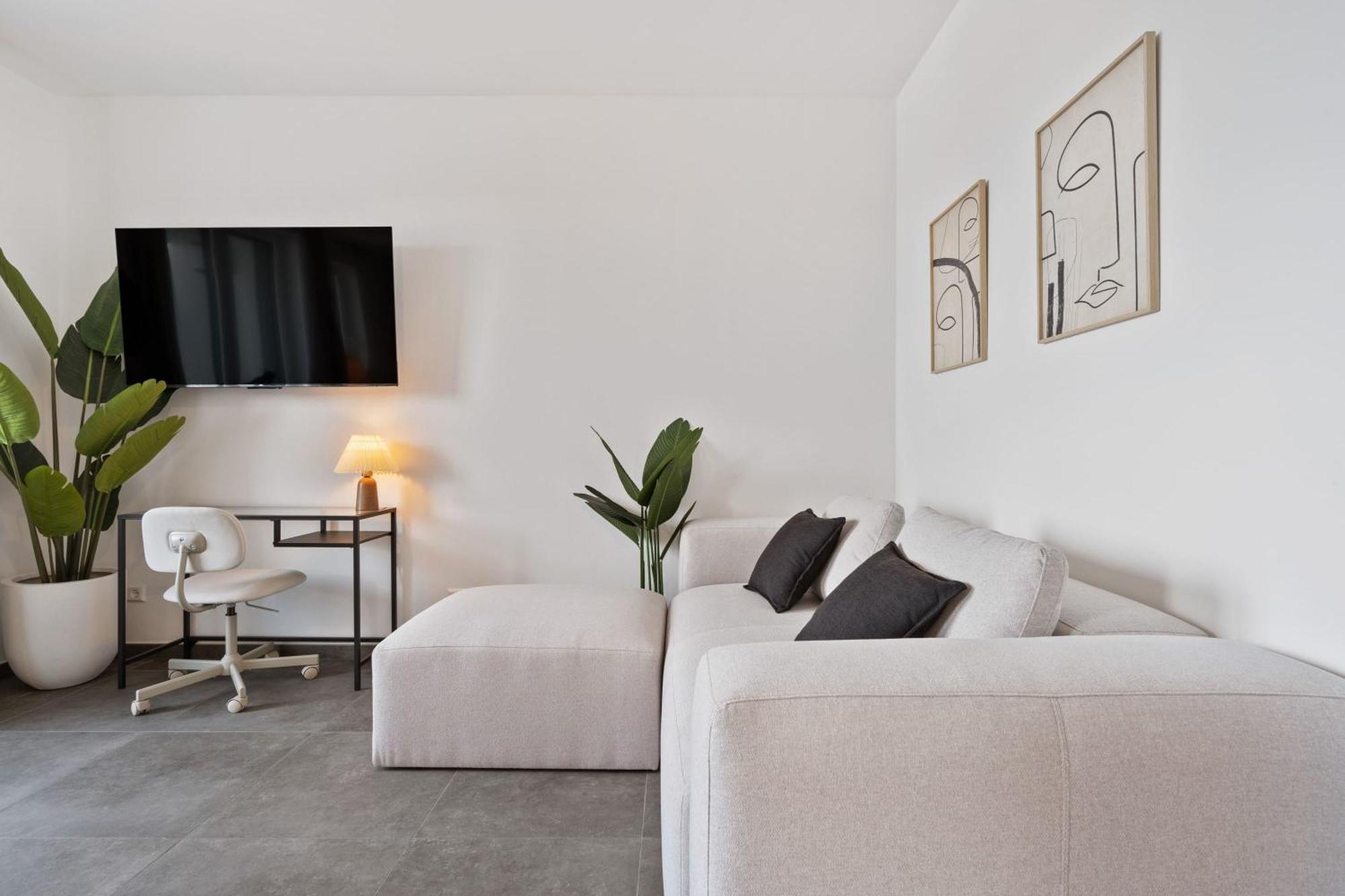 Premium City Stay In Cessange Luxembourg Eksteriør bilde