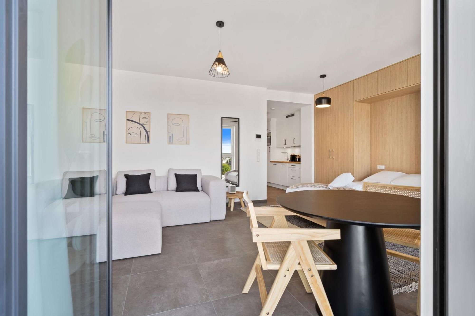 Premium City Stay In Cessange Luxembourg Eksteriør bilde